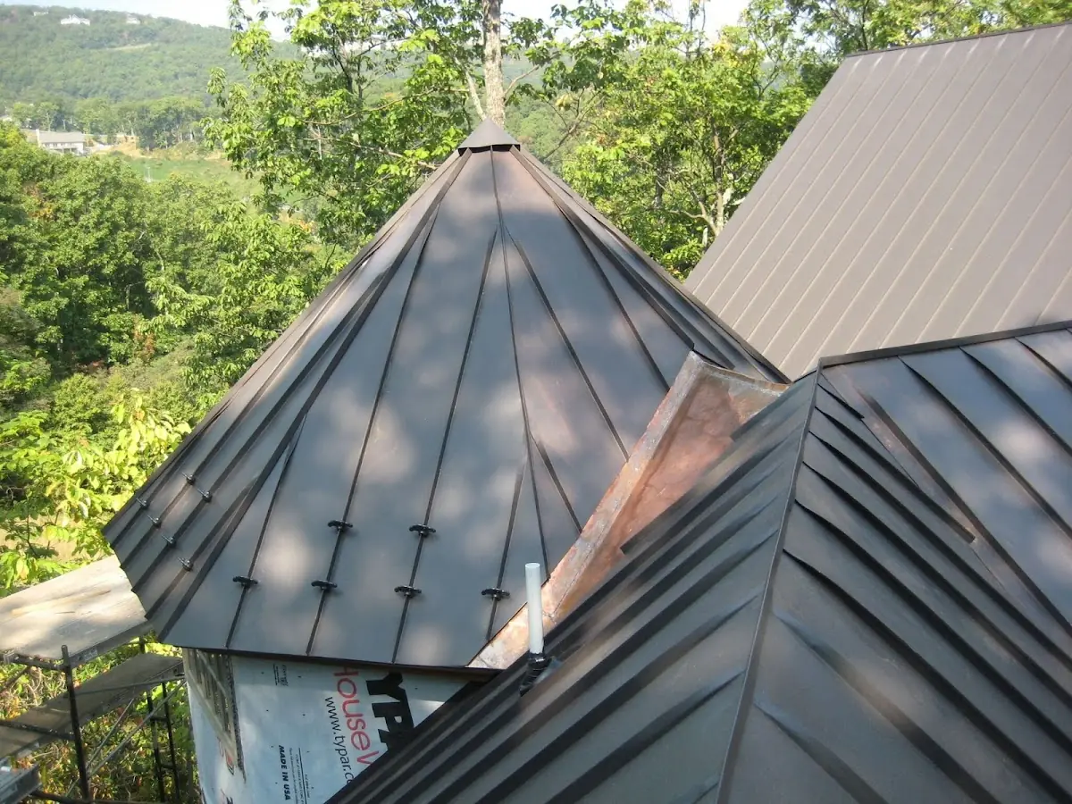 Professional Gutter Cleaning by Craftsman Roofing in North Tabor